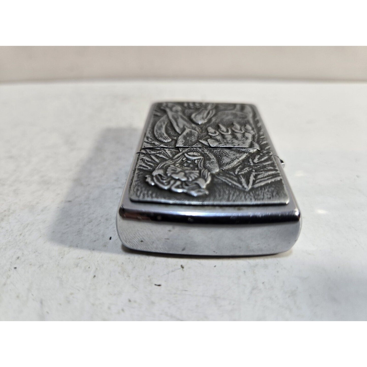 2000 Zippo Lighter - Barrett Smythe - American Cougar - Mountain Lion - Puma