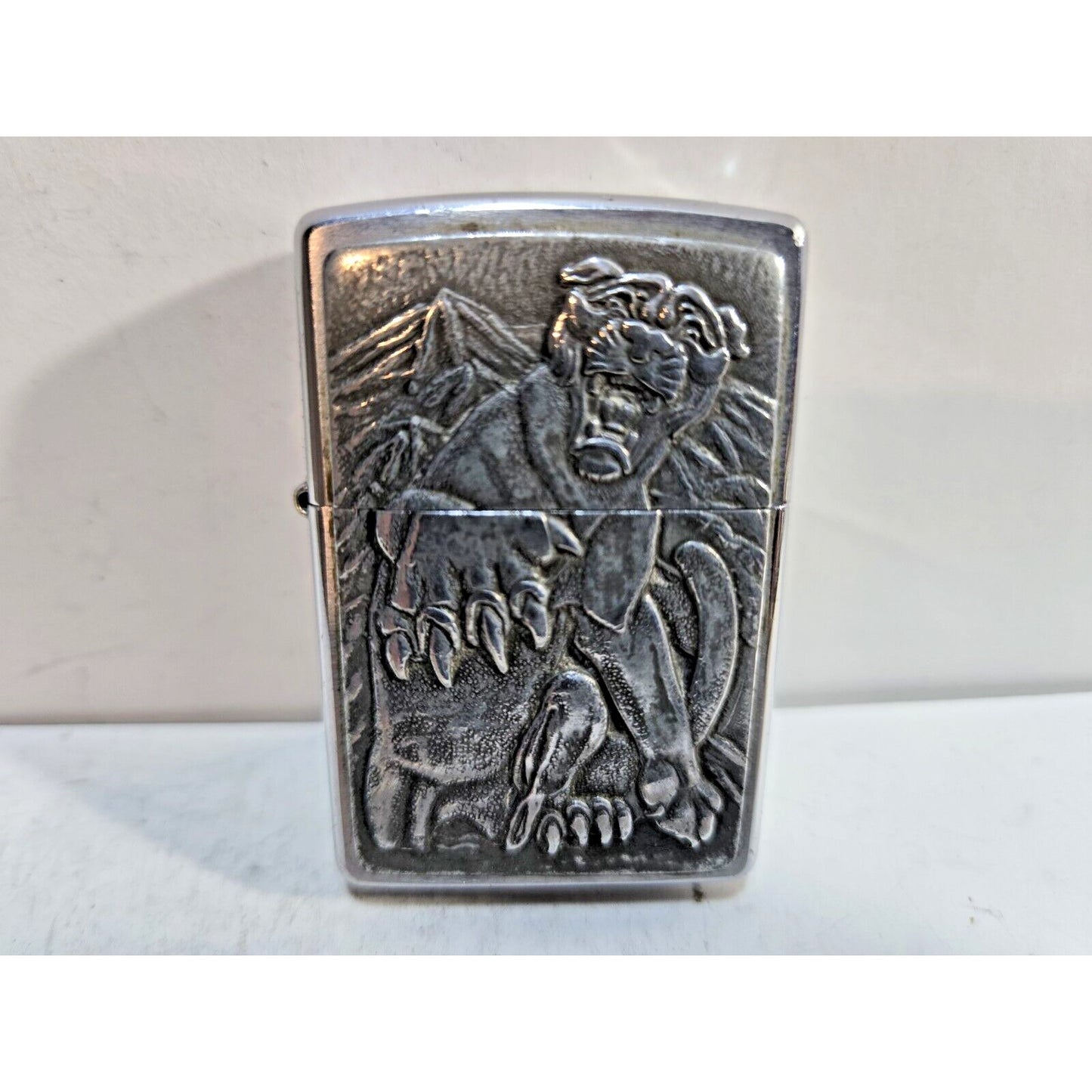 2000 Zippo Lighter - Barrett Smythe - American Cougar - Mountain Lion - Puma
