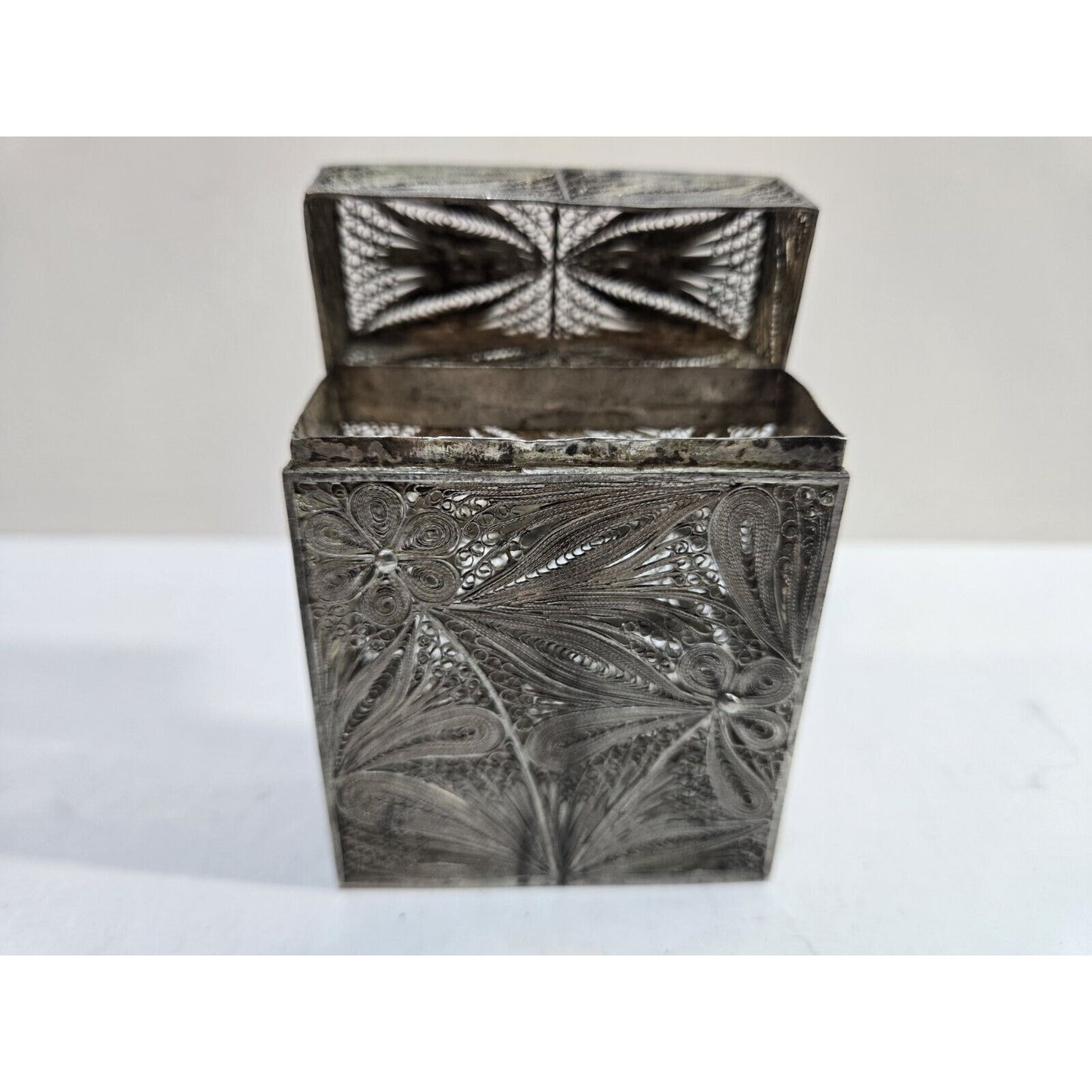 Antique 900 Silver Filigree HANDMADE Cigarette Case 3" X 2.25" 7553/3