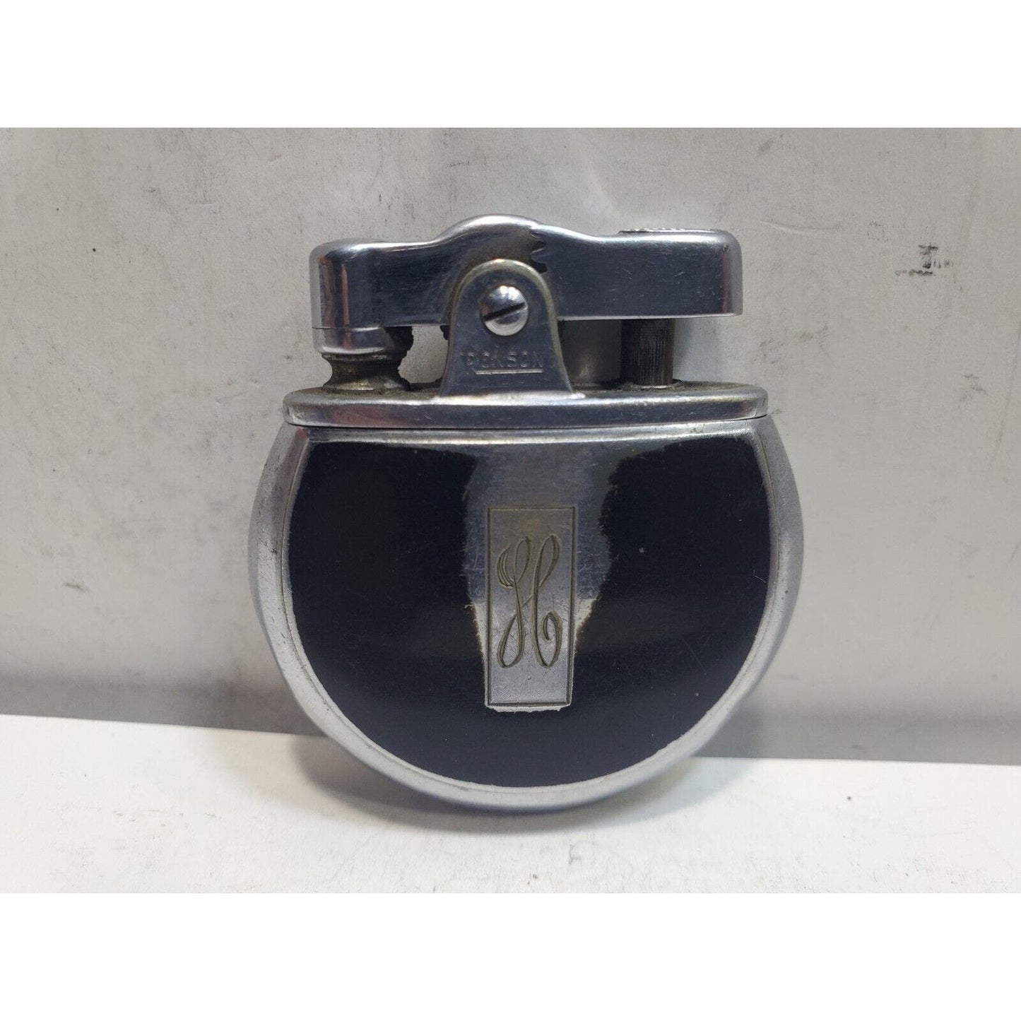 Vintage Working 1930's Ronson Rondette Enamel & Silver Tone Lighter 6438/26