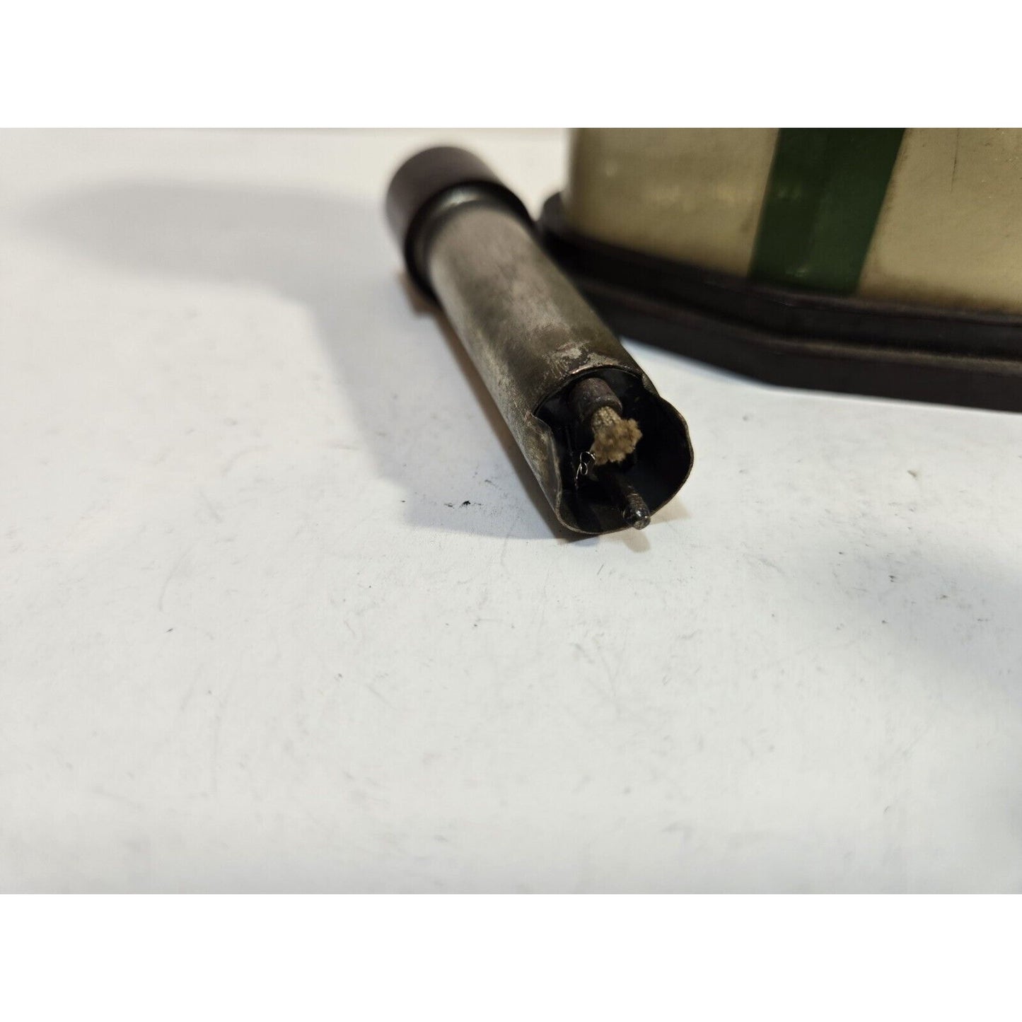Vintage Dunhill Silent Flame Table Lighter 7025/40