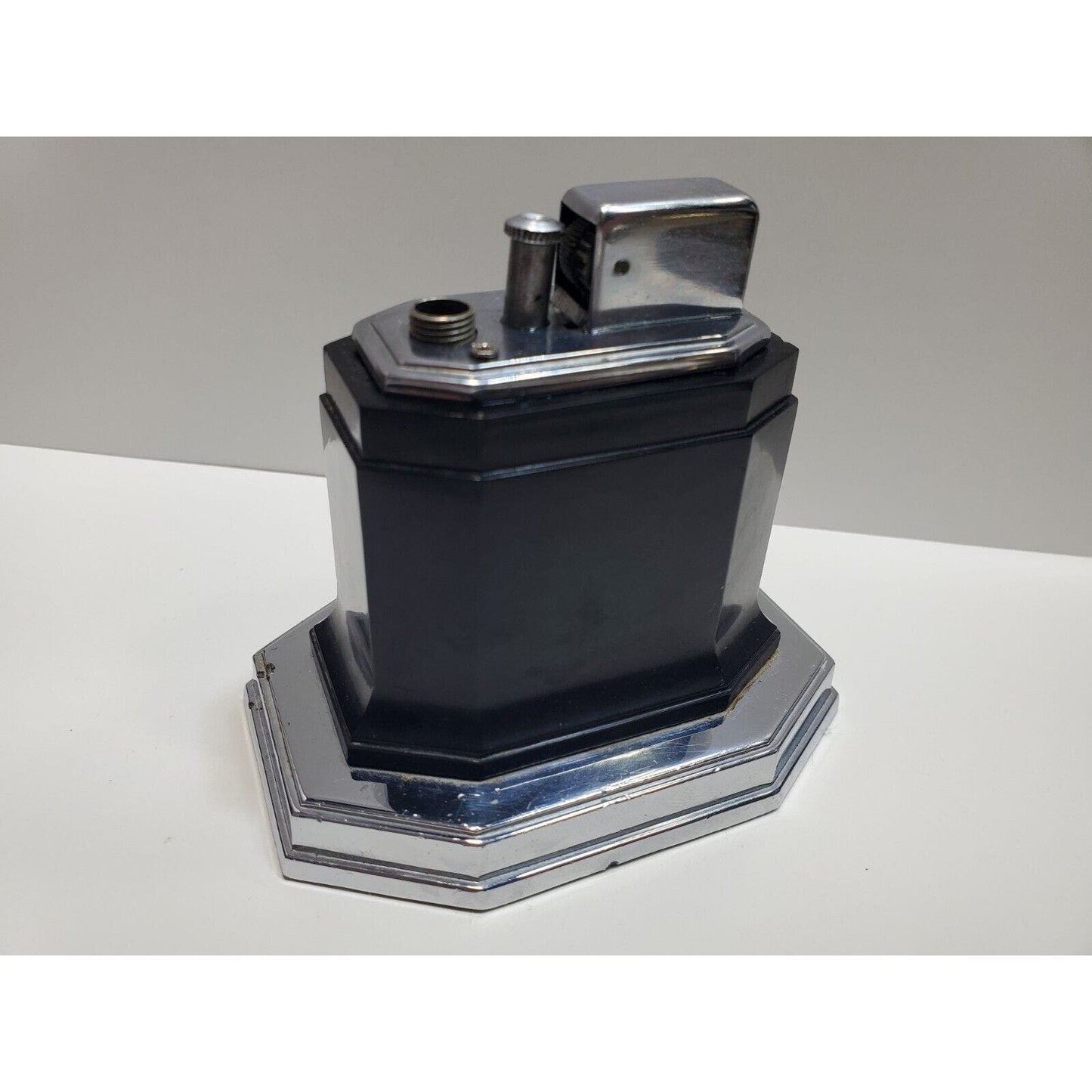 Ronson 1940 Art Deco Table Touch Tip Octette Black, Silver Tone Lighter 6506/13