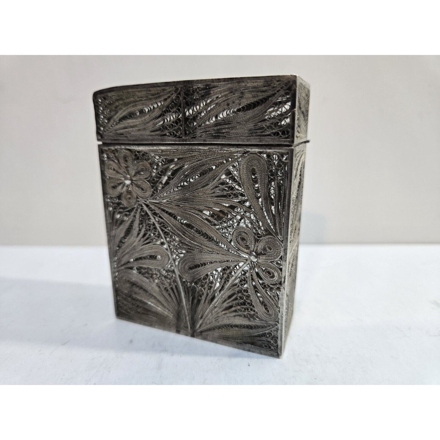 Antique 900 Silver Filigree HANDMADE Cigarette Case 3" X 2.25" 7553/3