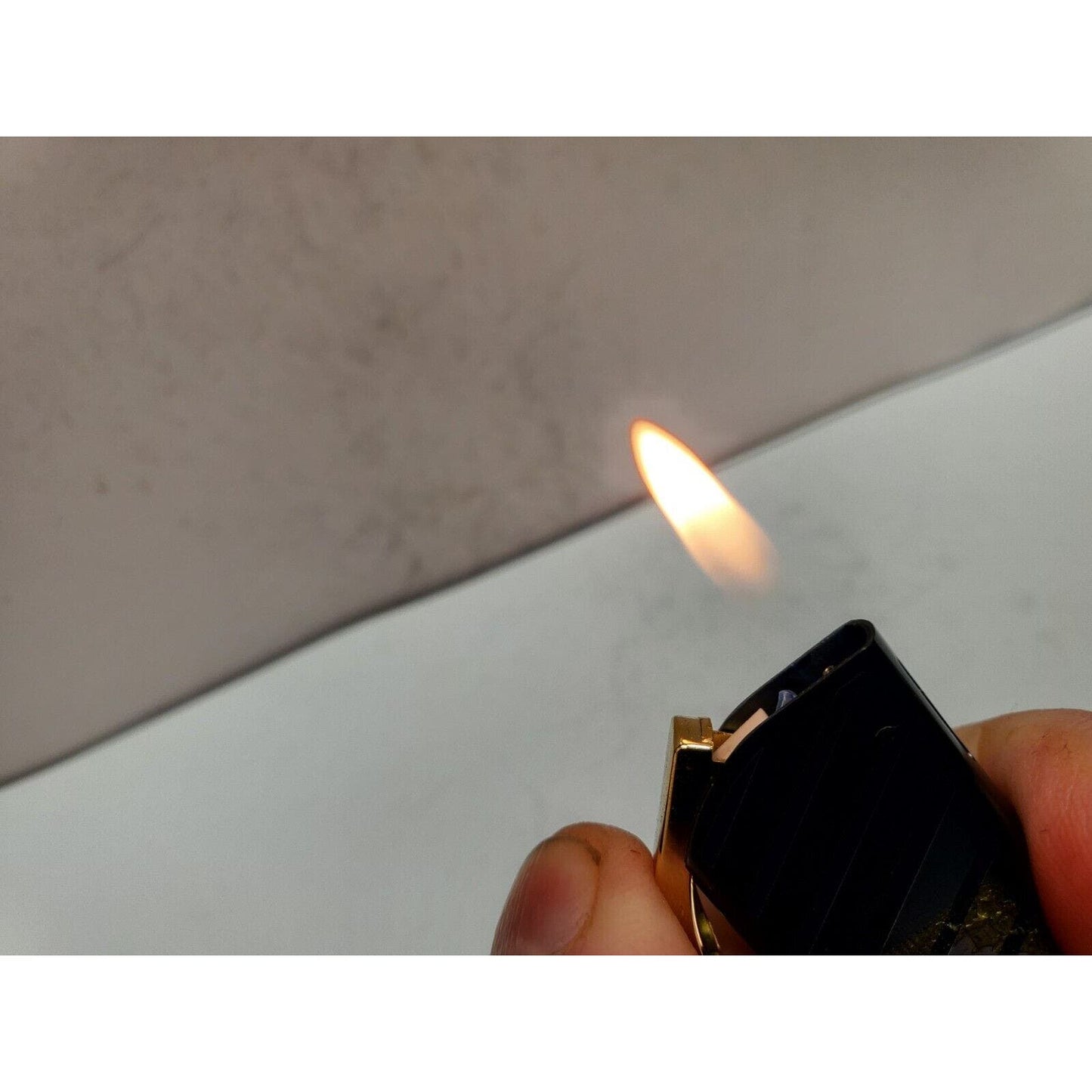 NOS Working Vintage BATTAT Gray Tone Lighter 6388/34