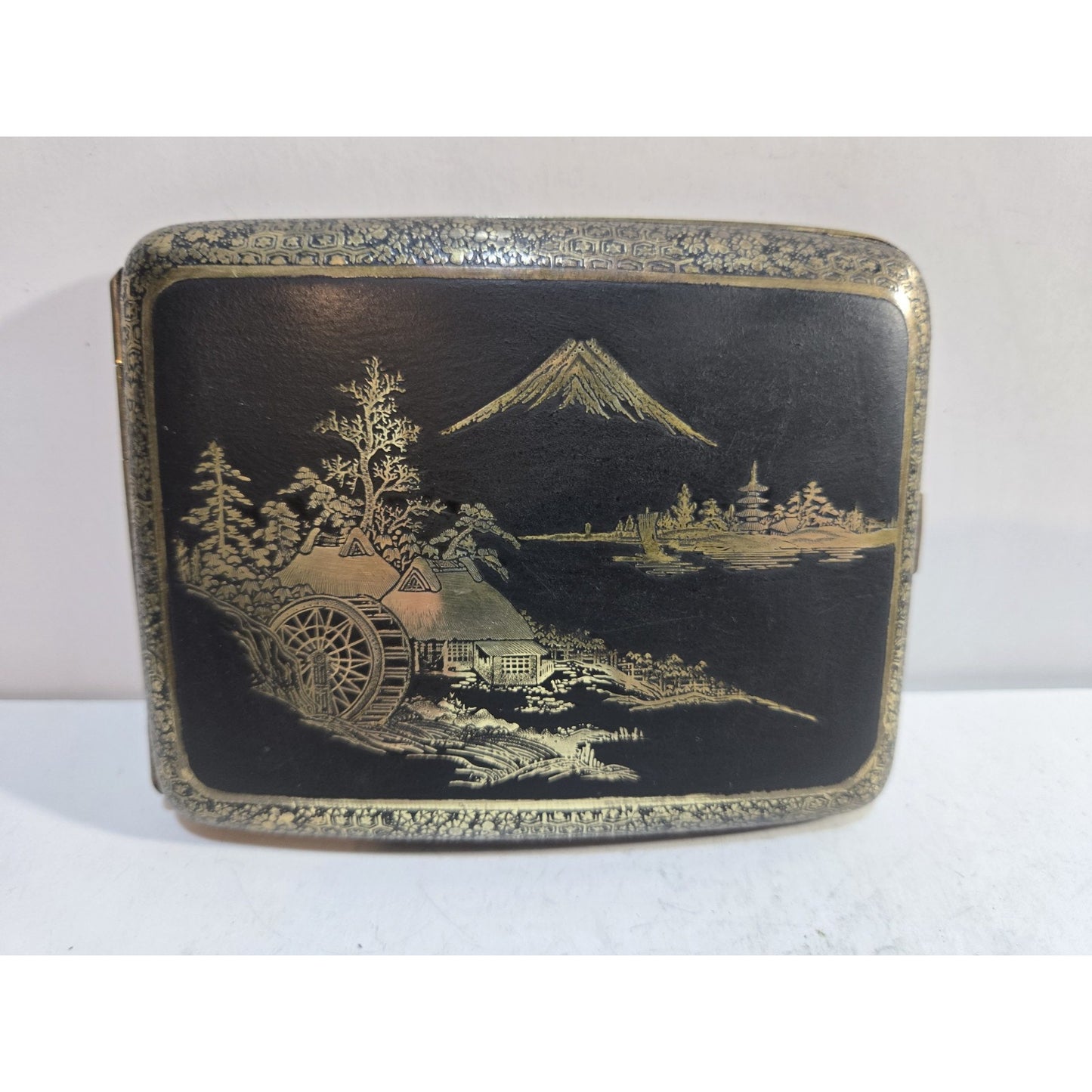 Mt Fuji ANTIQUE Japan Komai Damascene GOLD, Cigarette Case 7860/2