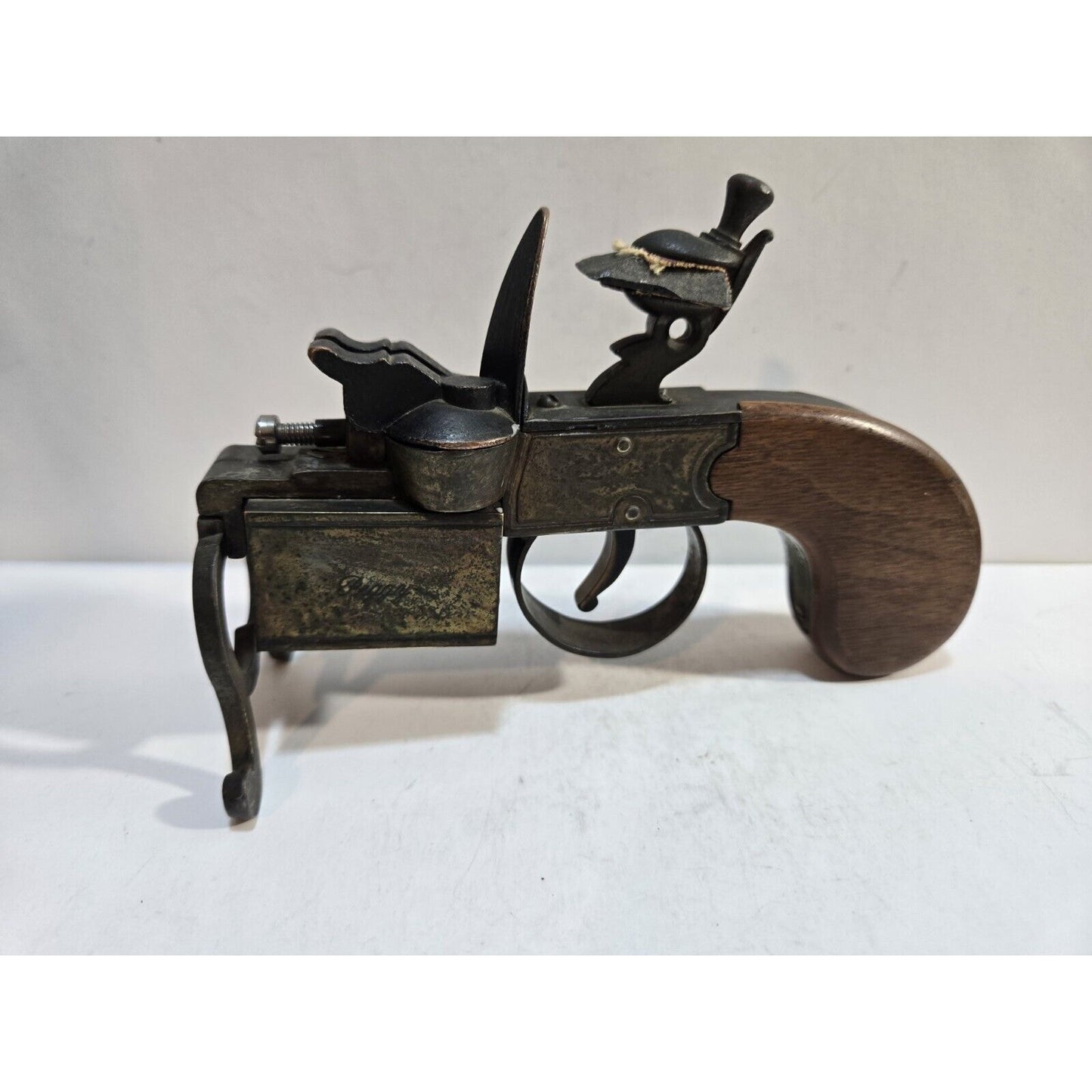 Vintage Table Lighter Dunhill Tinder Pistol 7593/40