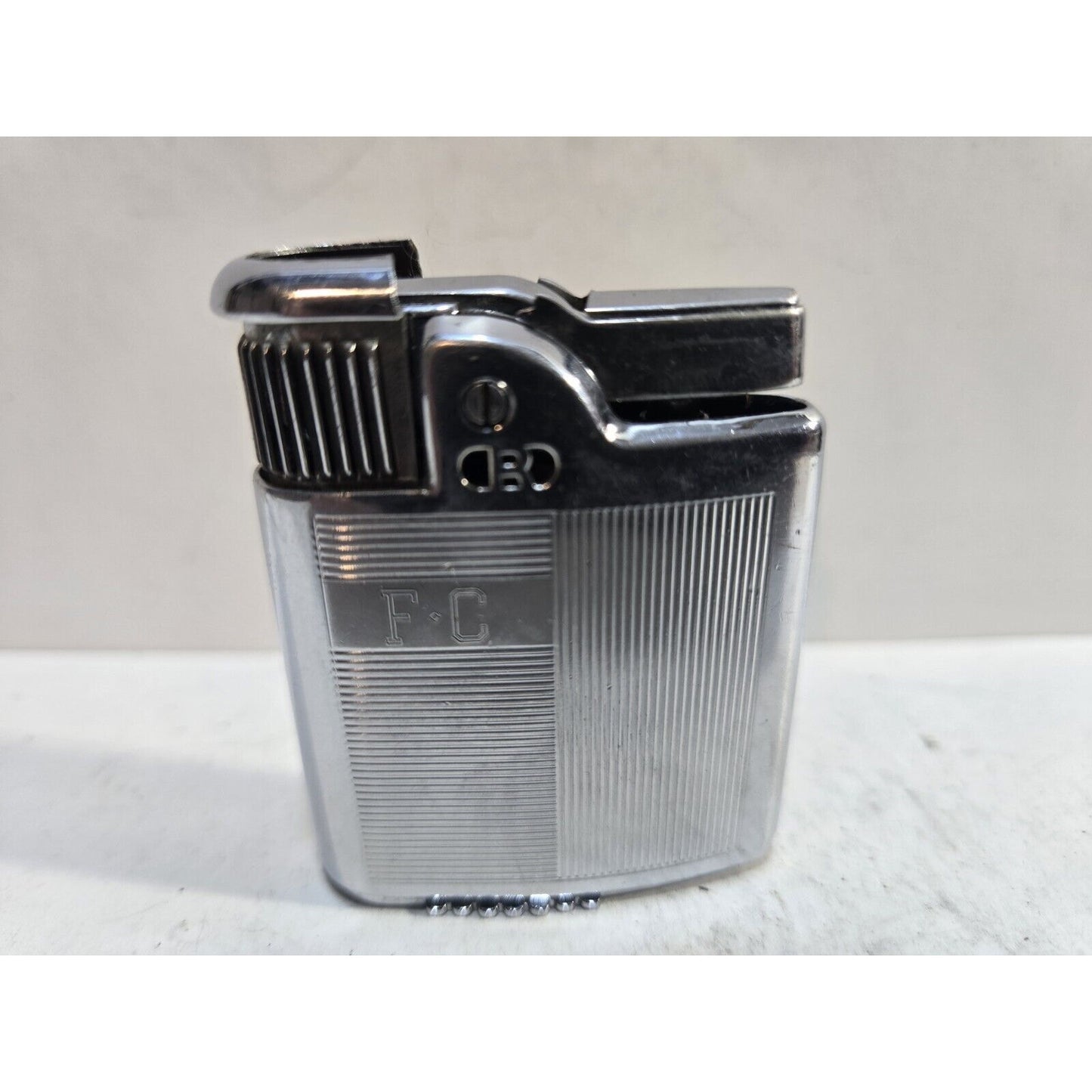 Working Vintage Collectible Ronson Whirlwind Imperial Lighter 7465/26