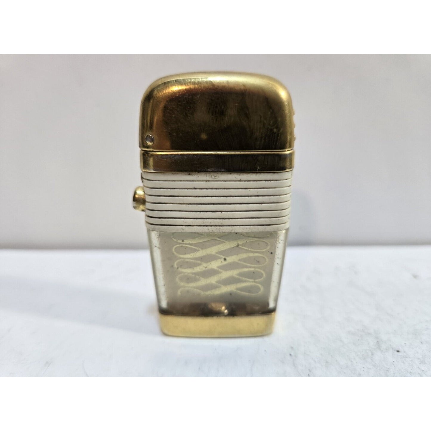 Working Vintage Scripto Vu INFINITY SWIRL Lighter 7025/29