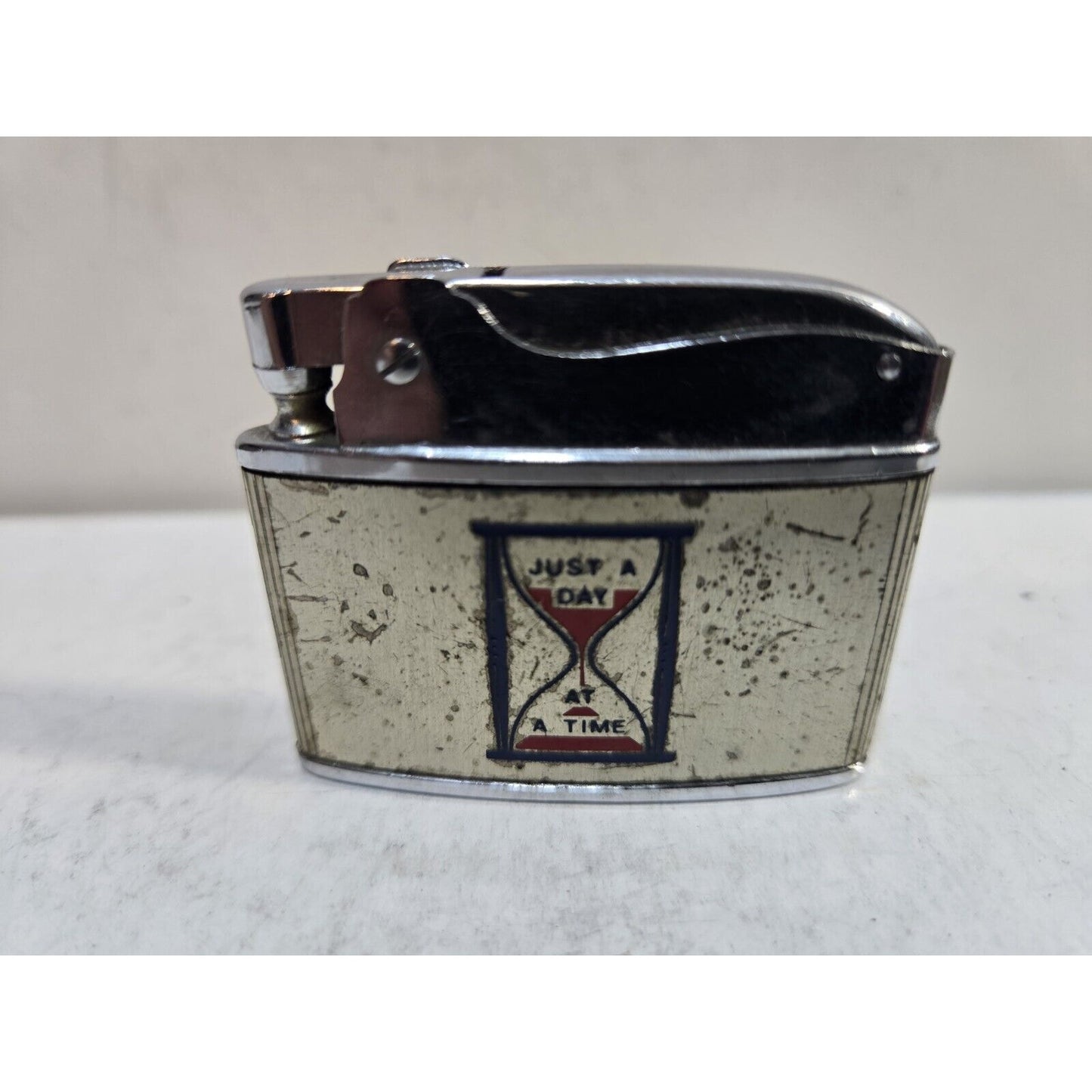 Working Vintage 1950's Barlow B53 Automatic Lighter, Just A Day At The Time