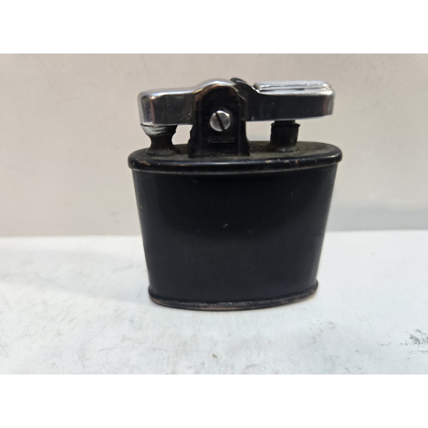 RARE! WWII VINTAGE WORKING BLACK RONSON STANDARD MILITARY LIGHTER, WARTIME 6079