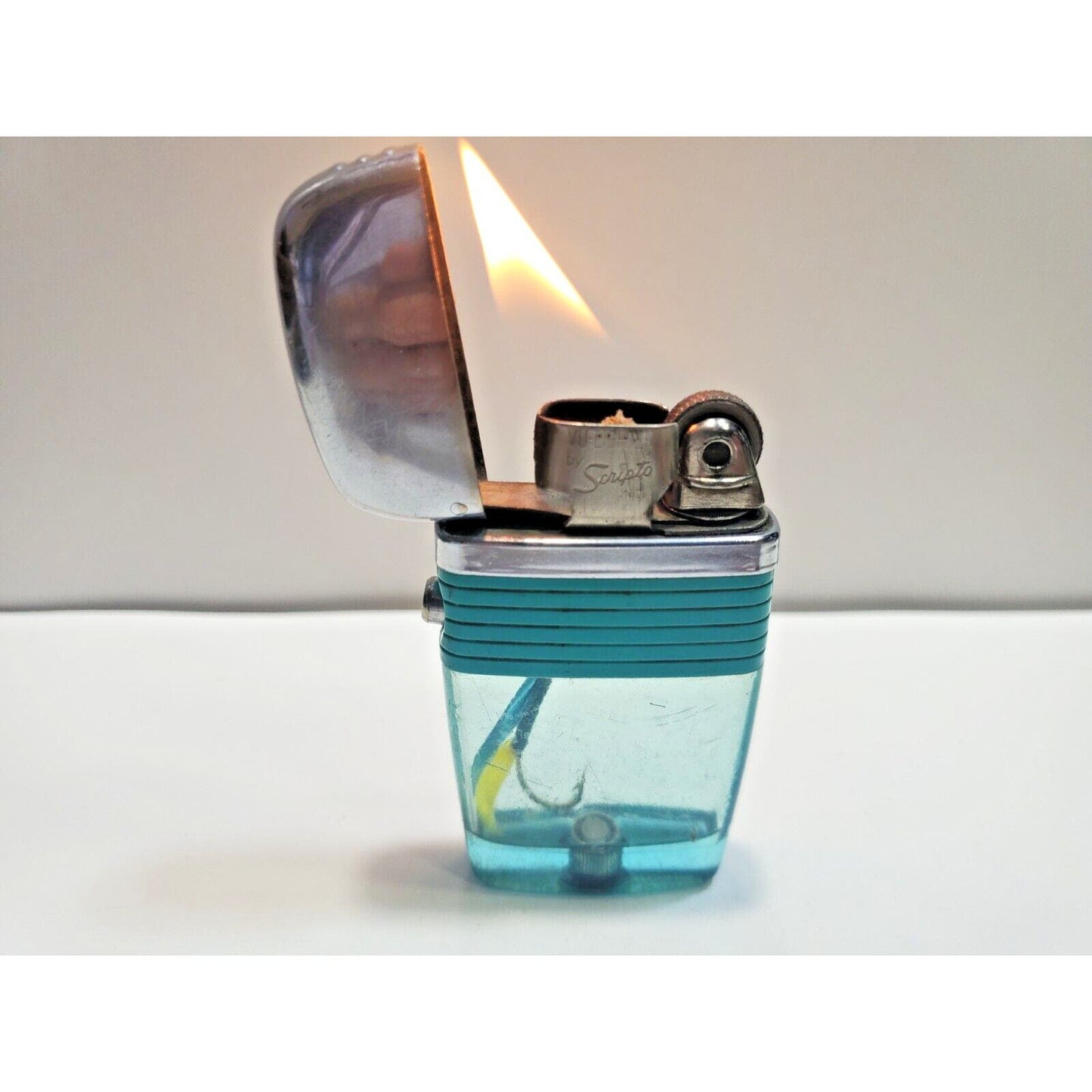 Working Vintage Scripto Vu Lighter Fly Fishing Hook Lure 6535/29