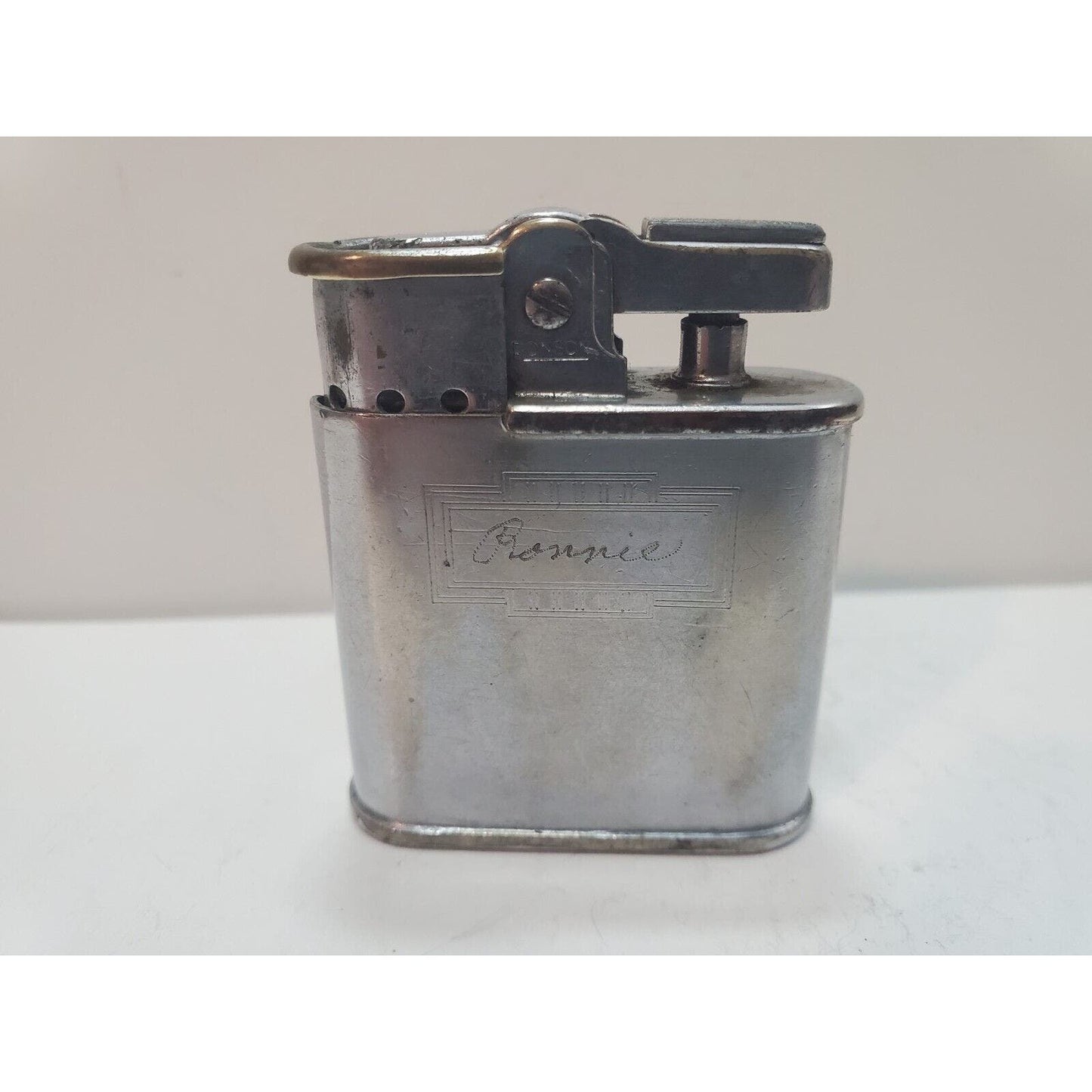 Vintage Working RONSON WHIRLWIND Silver Tone Lighter 6177/26