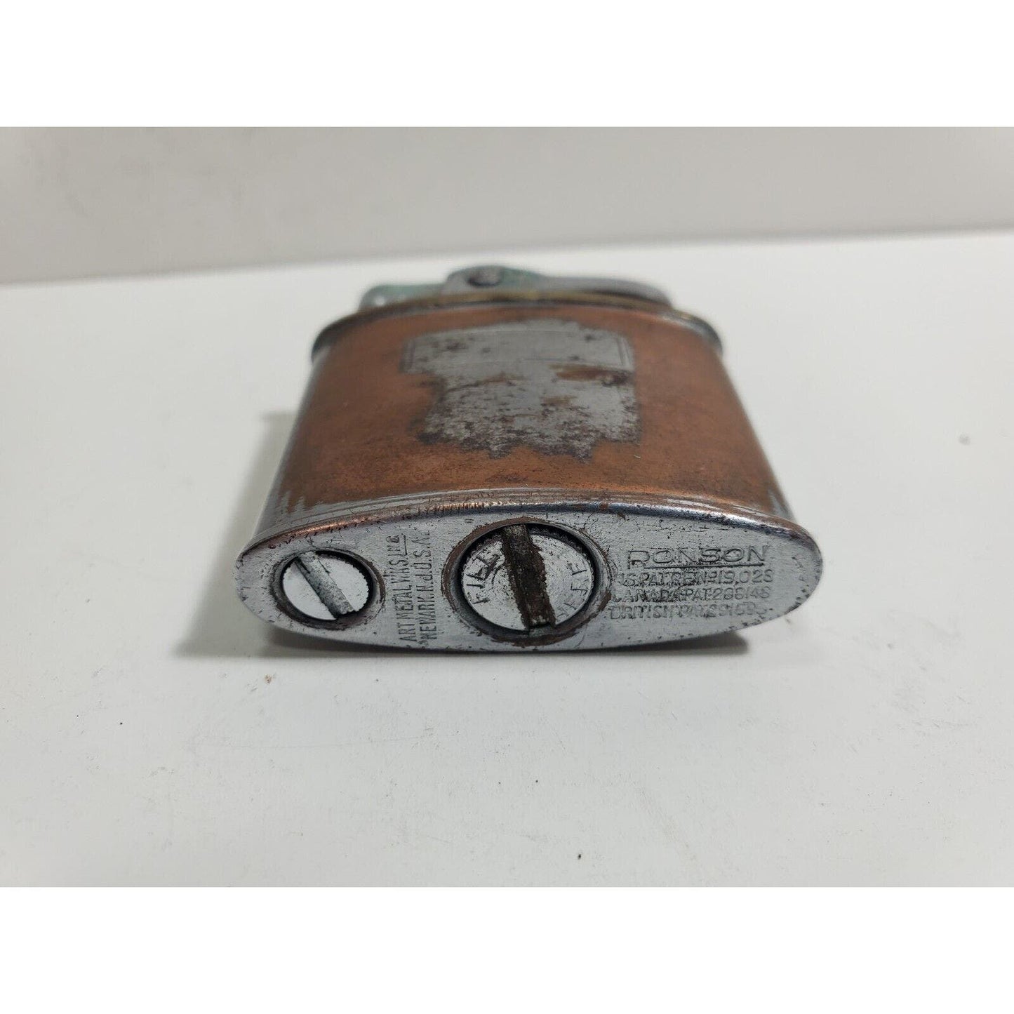 Vintage Working Ronson Standard Silver Tone Lighter 5841/26