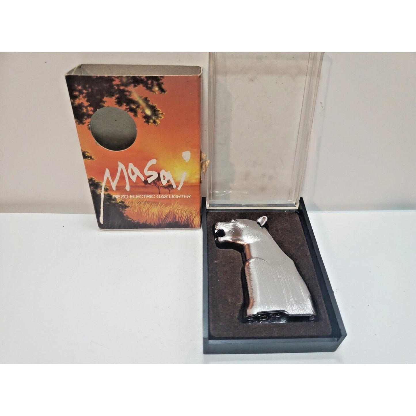 Vintage Working MASAI Jaguar Panther Cougar LIGHTER, Original Box 6175/24