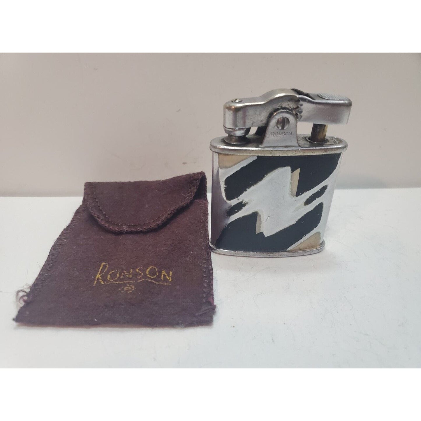 Working Vintage Ronson Art Metal Works Art Deco Enamel, Silver Lighter 6183/26