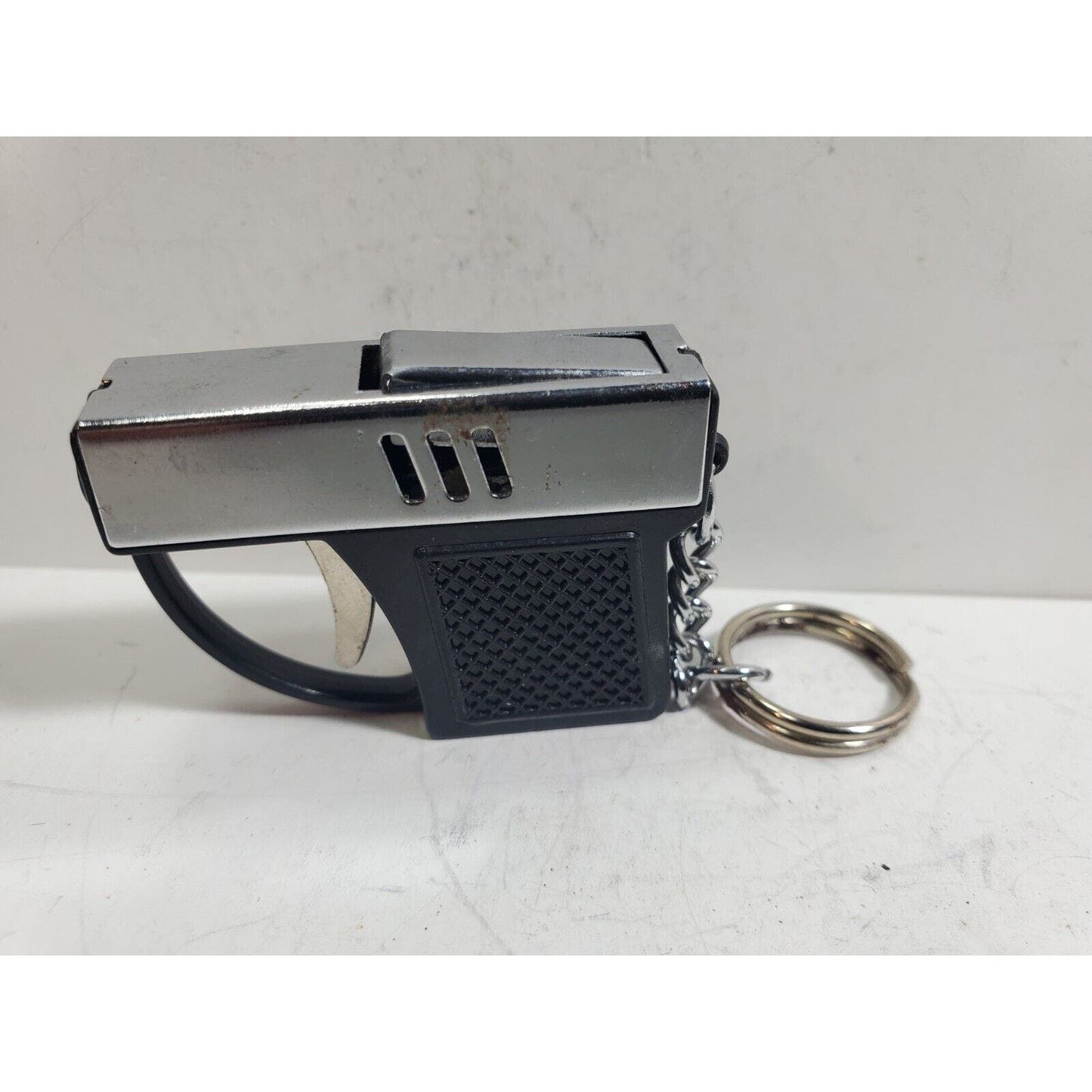 NOS Vintage Working Pistol Gun BUTANE Unlit Lighter 1 1/2" Keychain Fob 6065/28