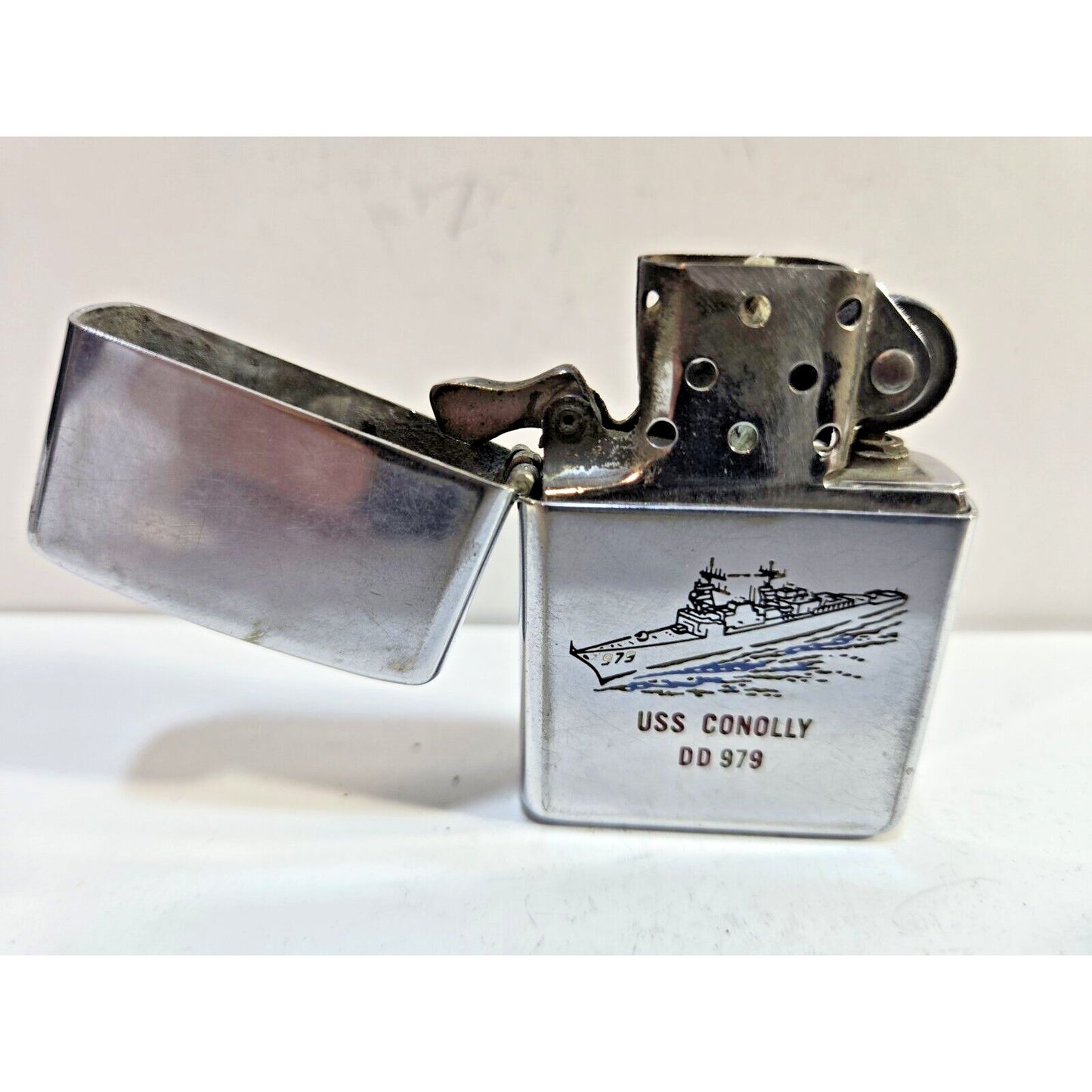 Vintage Working Zippo Lighter USS CONOLLY DD 979 6854/33