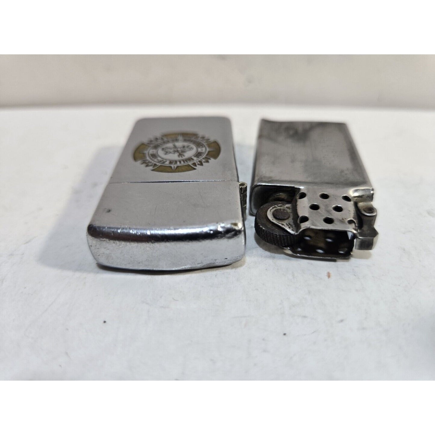 Working Vintage 1975 Zippo Lighter U.S.S. Miller DE-1091 Navy Ship 7641/33