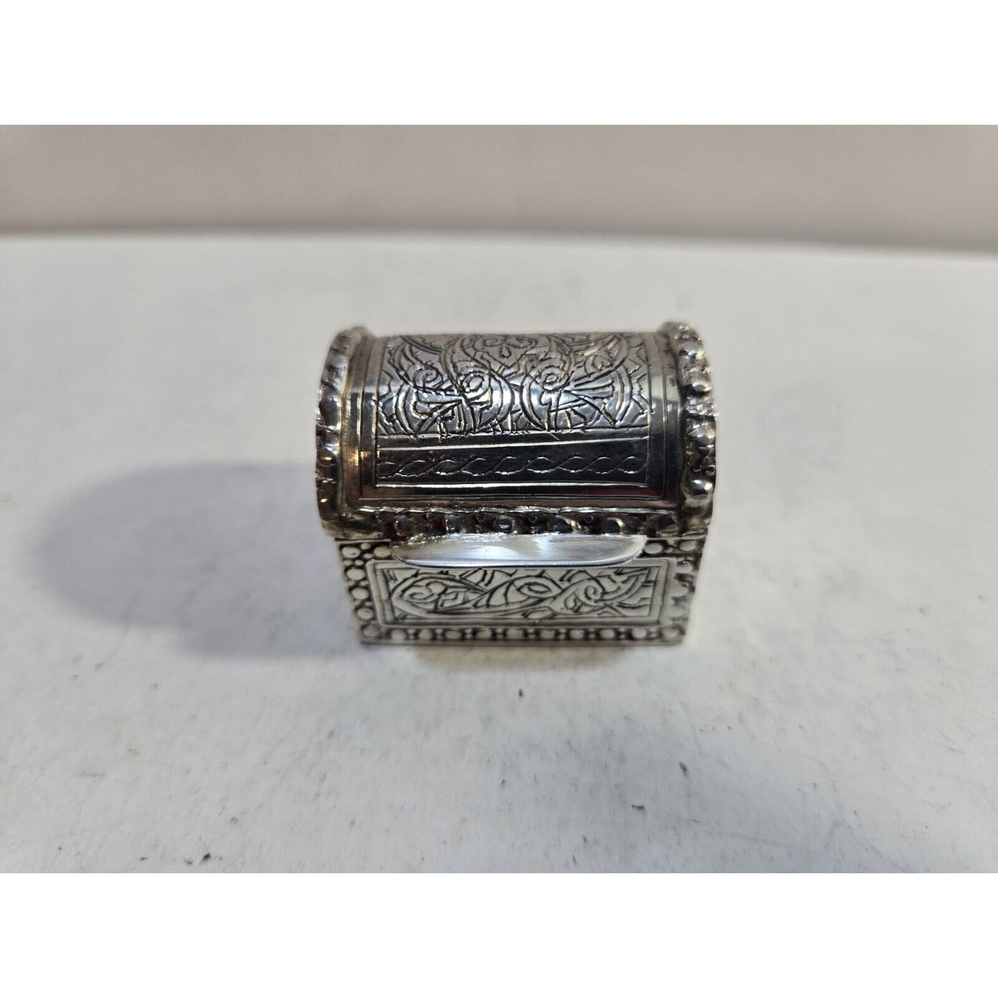 Egyptian Sterling Silver Pill Snuff Case Trinket Box Domed Lid 1 1/2" 7279/3