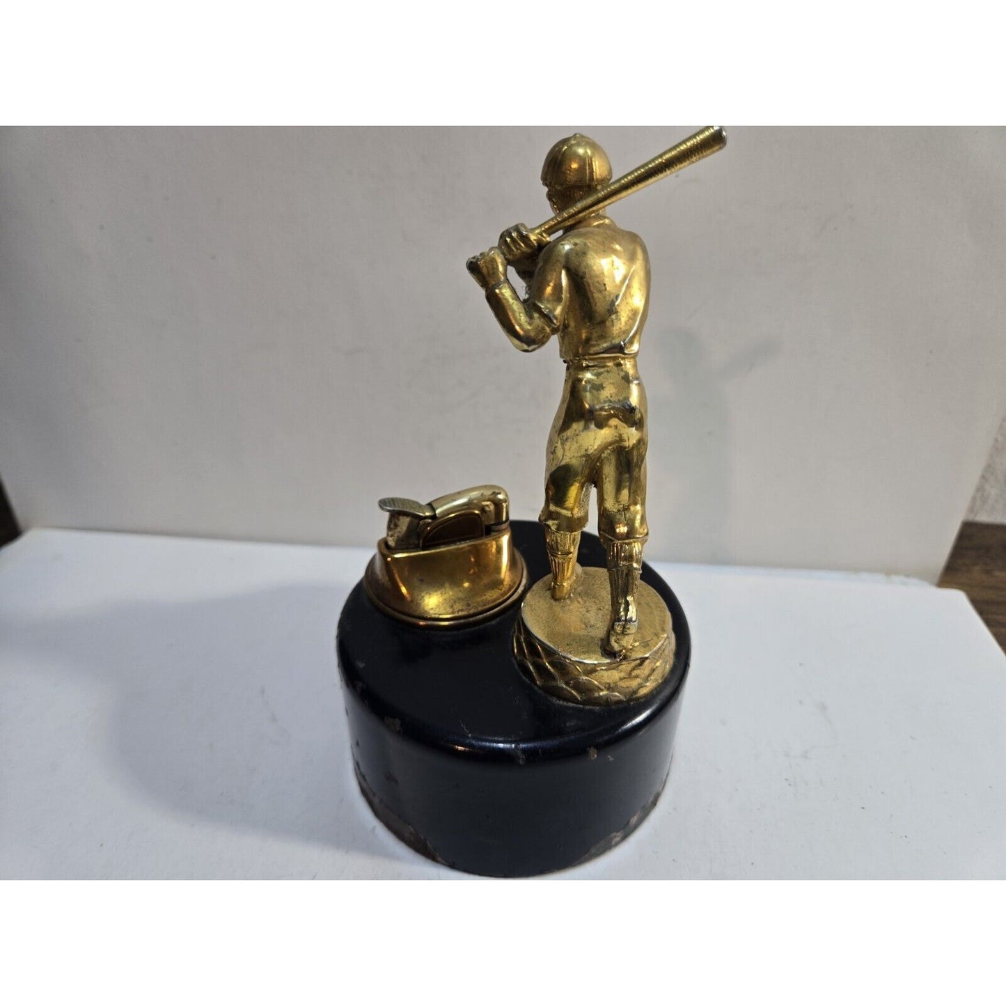 Working Vintage Evans Table Lighter Baseball Player Lighter 7675/13