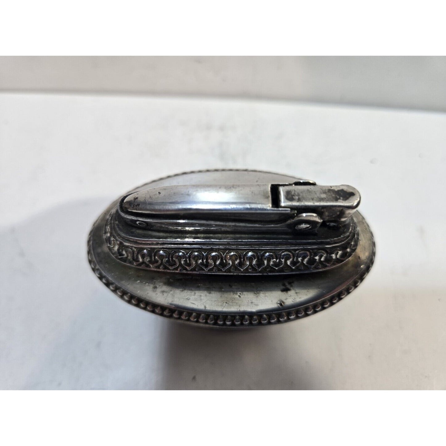 VINTAGE WORKING Ronson Queen Anne Silver Table Lighter 7711/13