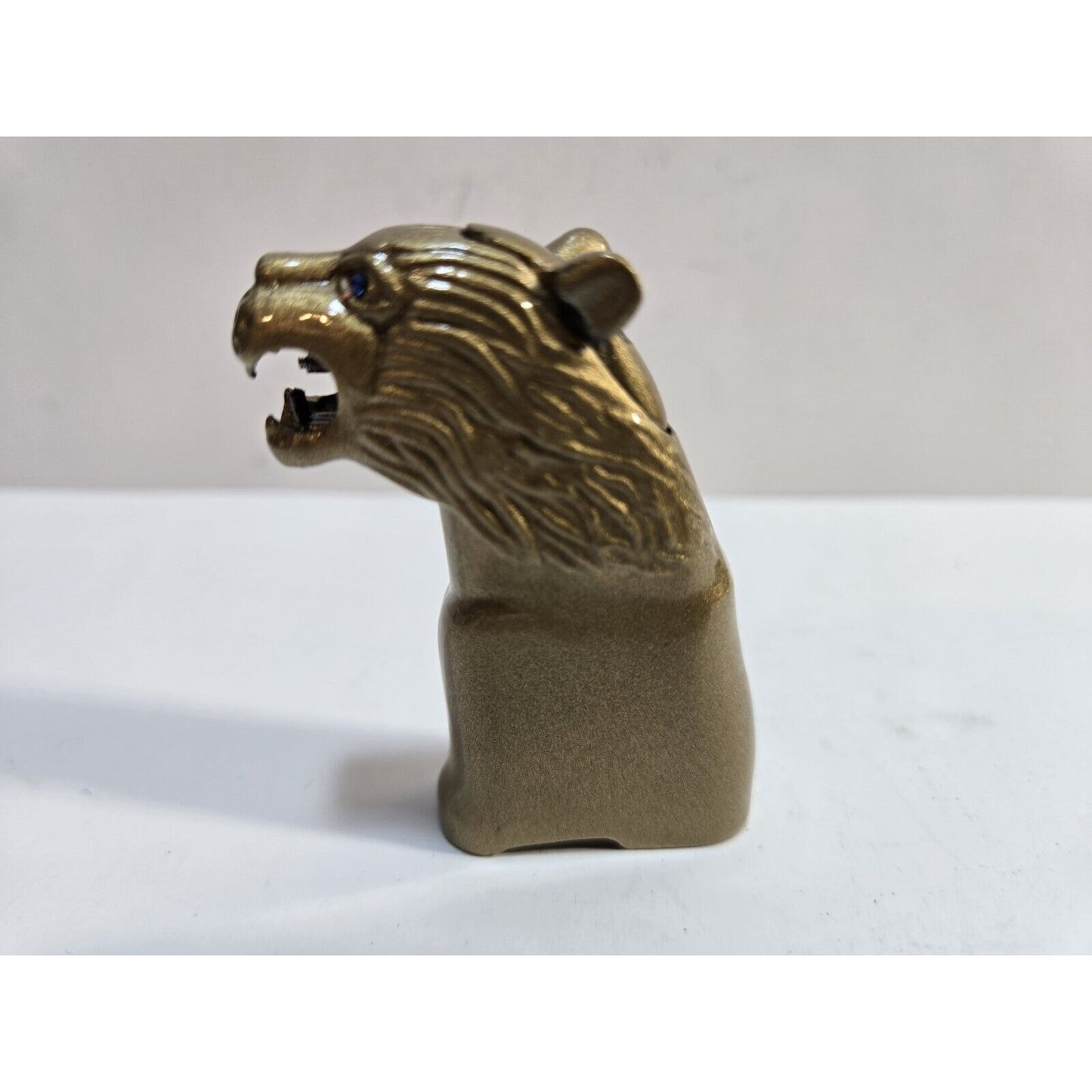 Vintage MASAI Jaguar Panther Cougar Gold Tone LIGHTER, 6856/34