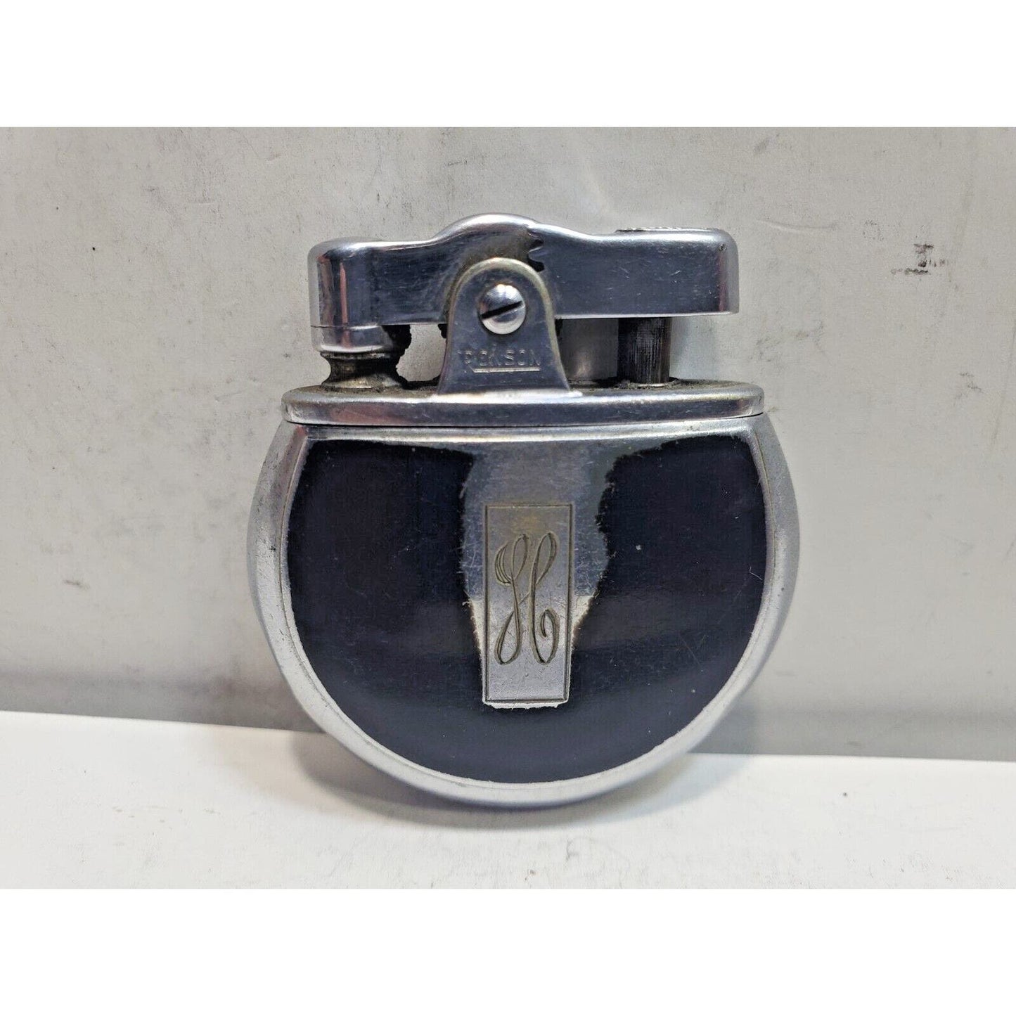 Vintage Working 1930's Ronson Rondette Enamel & Silver Tone Lighter 6438/26