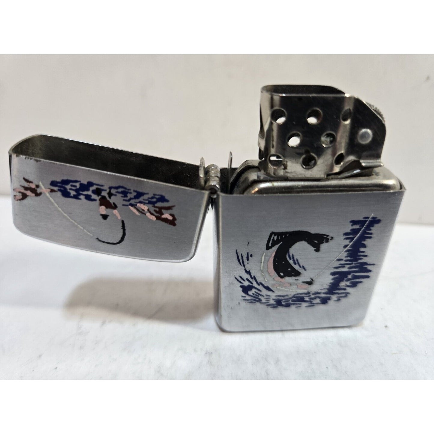 Vintage Working Champ, Fisherman Austria, SILVER Tone LIGHTER 7648/27