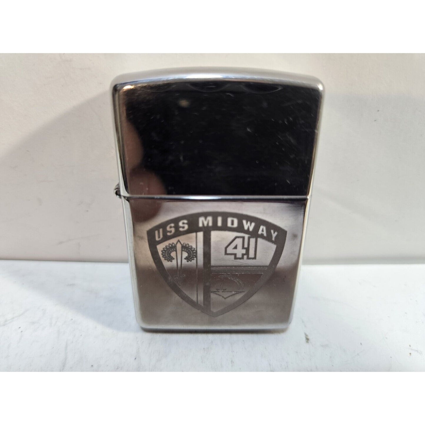 Working Zippo Lighter USS Midway Shield Design CVA 41 US Navy 7274/33