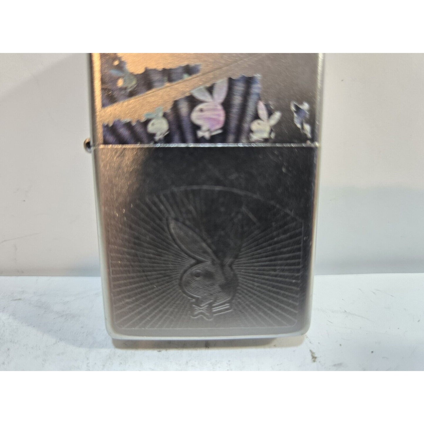 Working PLAYBOY BUNNY ENGRAVED ZIPPO Lighter 7213/33