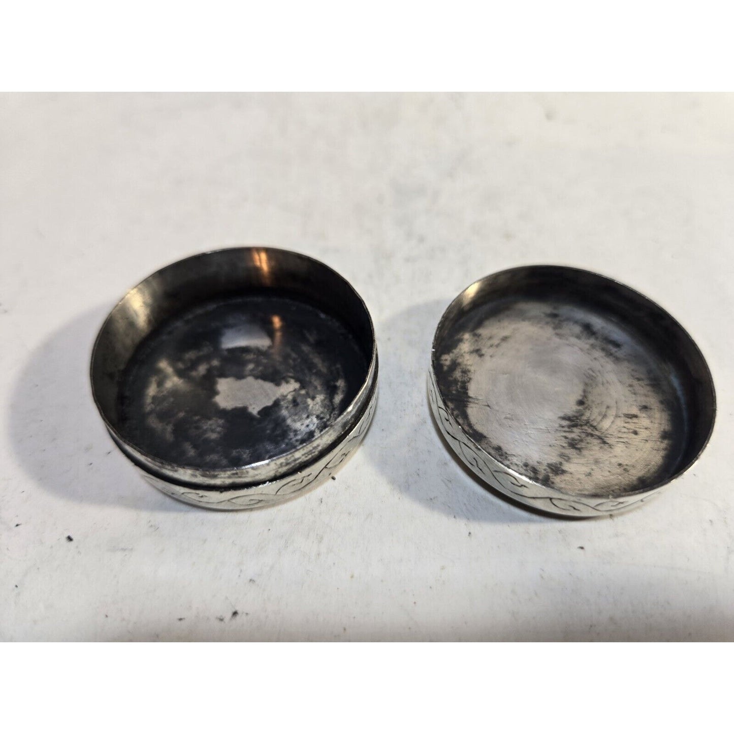 Egyptian Sterling Silver Pill or Snuff Box Case Hieroglyphic Alphabet 7278/3