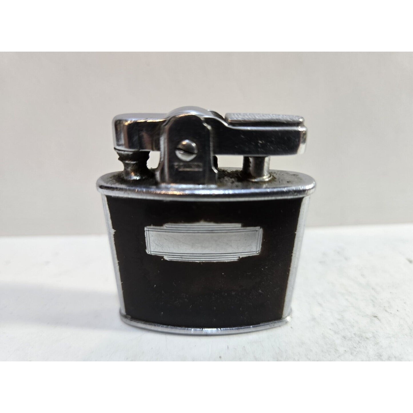 Vintage Working Ronson Standard Enamel, Silver Tone Lighter 7246/26