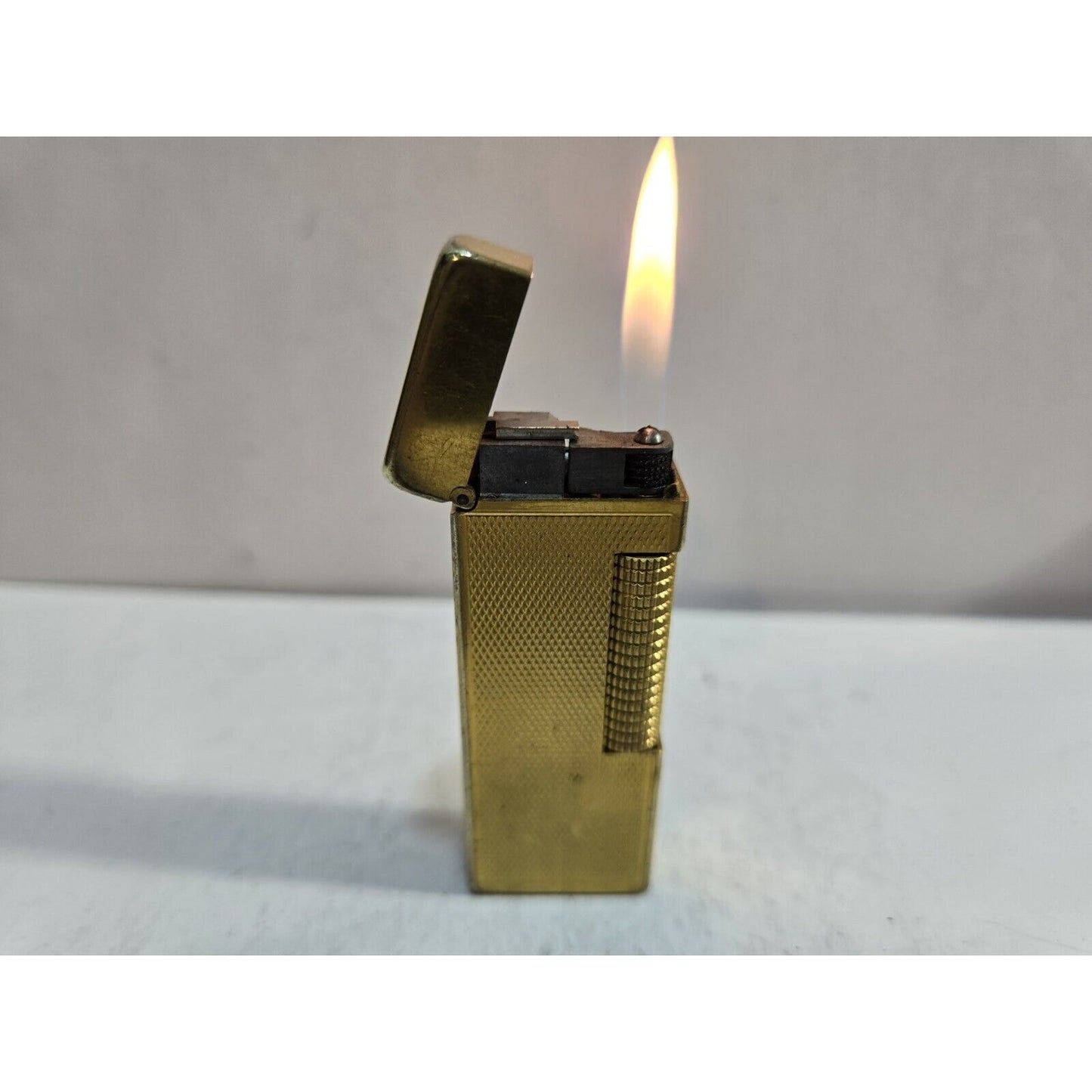 Working Vintage DUNHILL Rollagas Dragon Lighter Gold Tone SWISS MADE, 7074/37