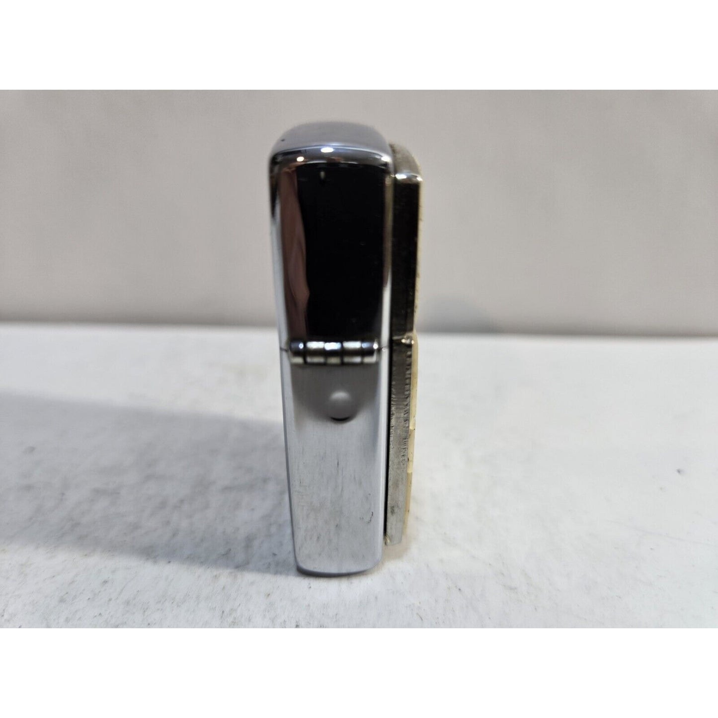 Working Vintg 2004 Zippo Lighter Mother Of Pearl Sea Weave Square White 7221/33