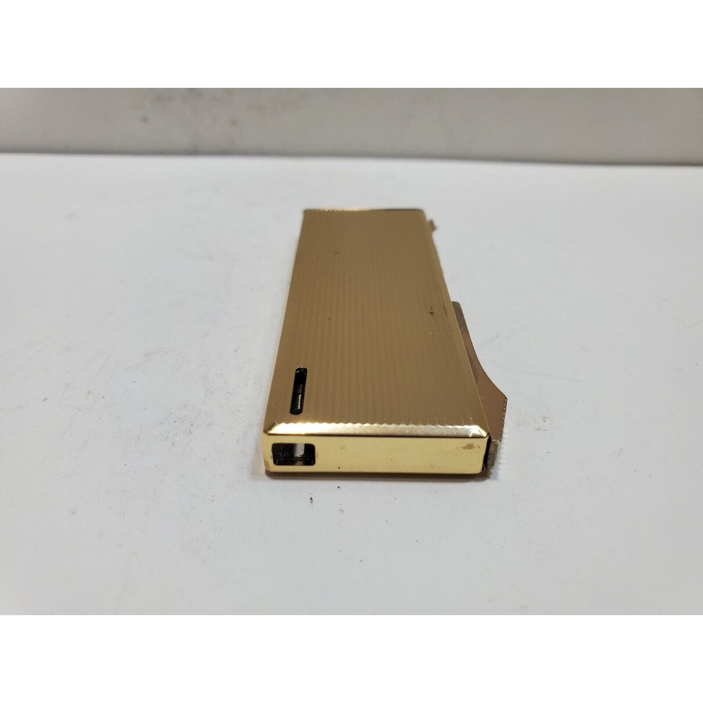 NOS Working Vintage BATTAT Gold Tone Lighter 6417/34