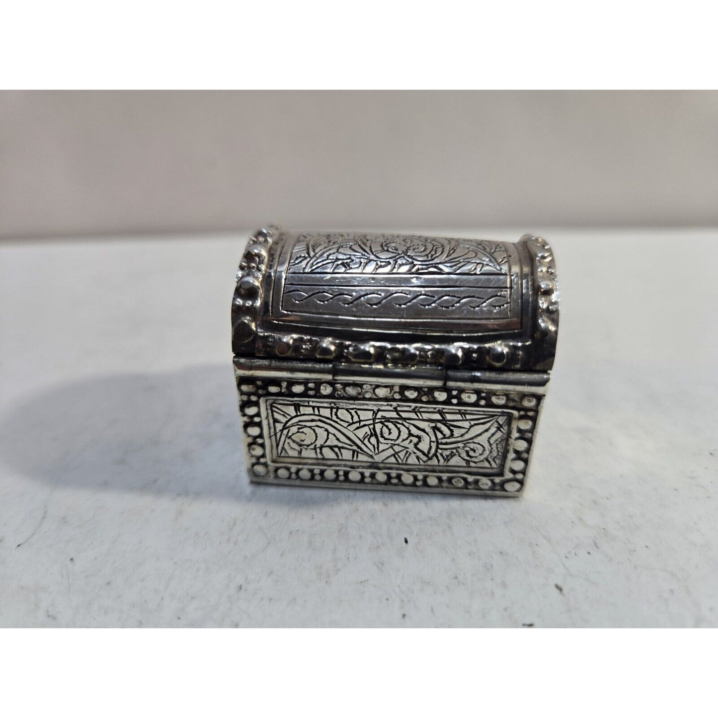 Egyptian Sterling Silver Pill Snuff Case Trinket Box Domed Lid 1 1/2" 7279/3