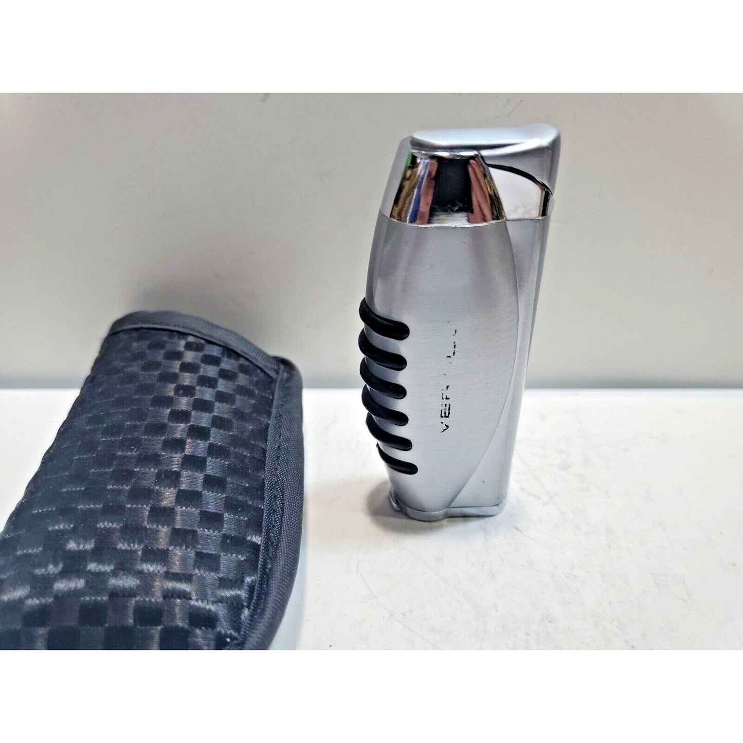 Vertigo Working Butane Silver Lighter, Torch Flame, Cigar punch 6613/34