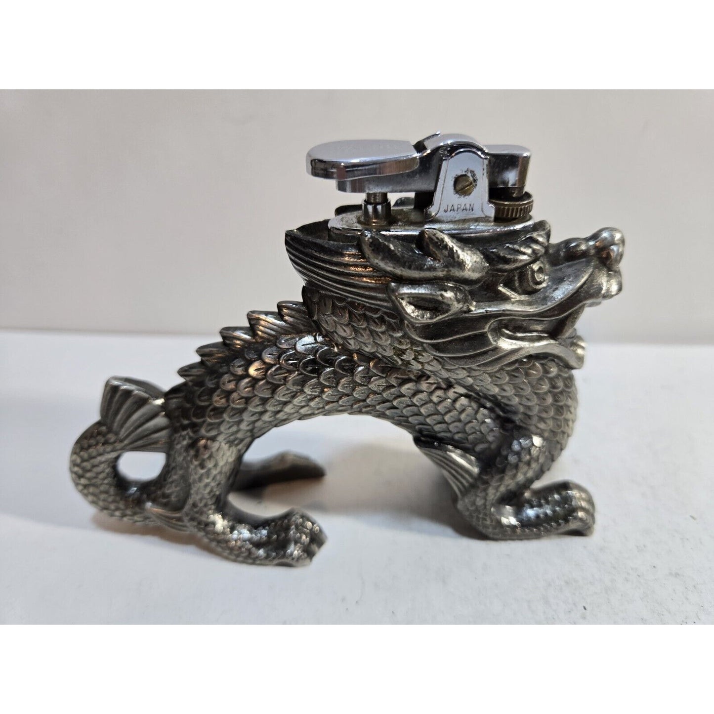 Vintage Working Dragon Table Lighter Comoys Of London Japan 7318/40
