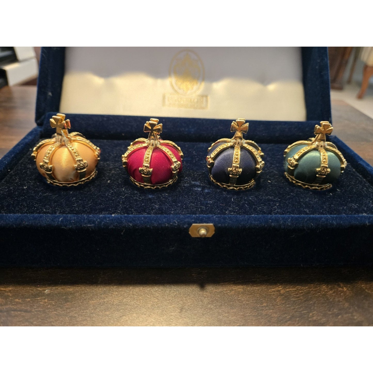 Feberge Imperial Crown Card Holder Set, New. Original box