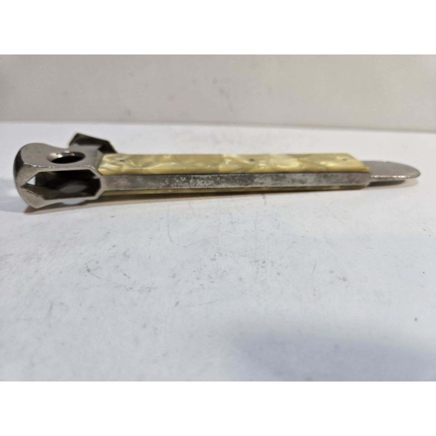 Vintage Working German Donatus Solingen Silver Tone Cigar Cutter 6800/6