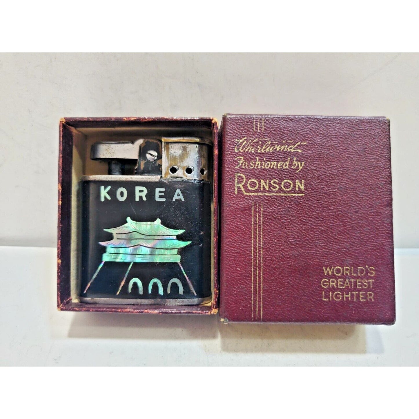 WWII VINTAGE BLACK RONSON WHIRLWIND MILITARY LIGHTER, WARTIME Original Box 6079