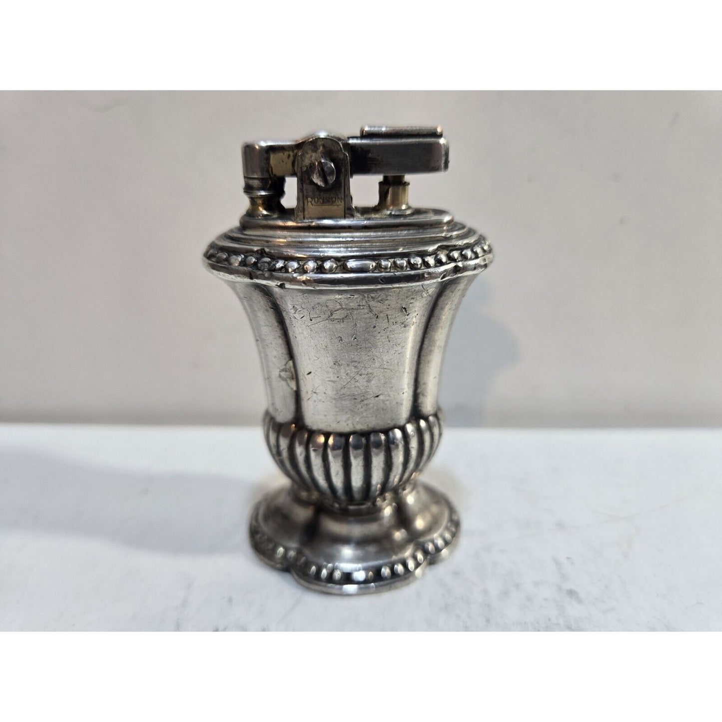 Working Vintage Silver Plated Ronson Mayfair Table Lighter 7653/13