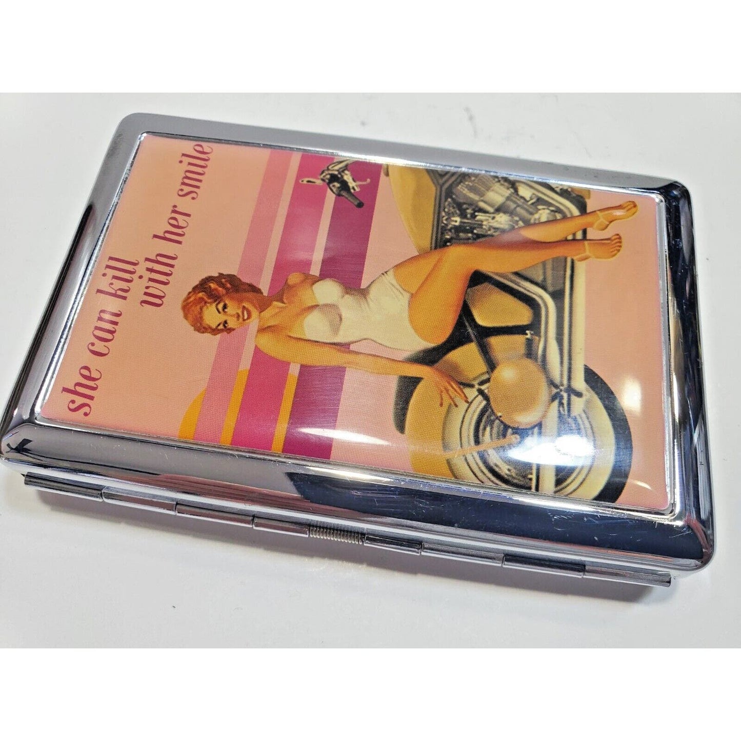 Pin Up Girl 100's Size Cigarette Case, She Can Kill With Her Smile 3x4" 6547/19