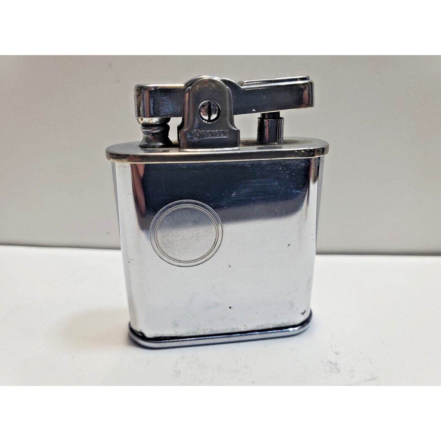 Vintage Ronson Vangurd Silver Tone Lighter 6663/26