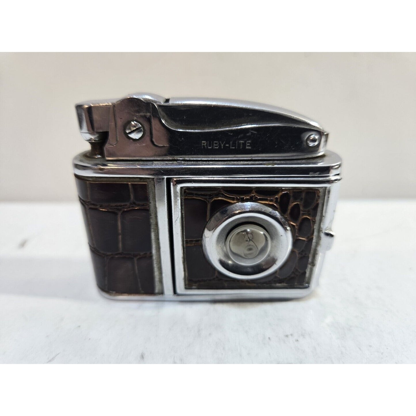 Working Vintage Ruby Lite Mini Camera Lighter Flashlight 7554/34