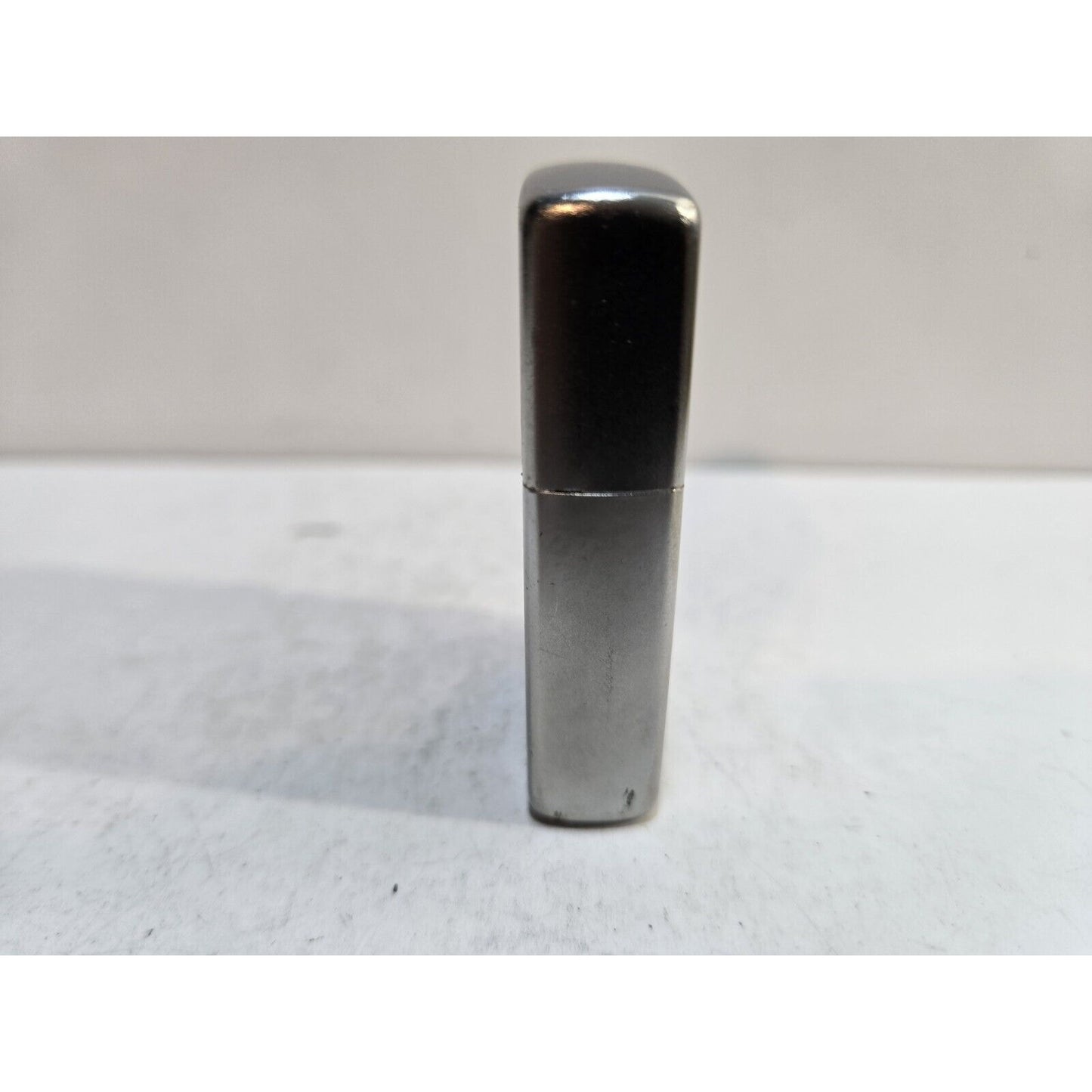 Working PLAYBOY BUNNY ENGRAVED ZIPPO Lighter 7213/33