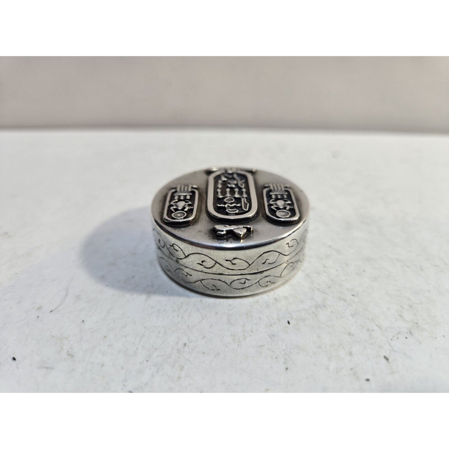Egyptian Sterling Silver Pill or Snuff Box Case Hieroglyphic Alphabet 7278/3
