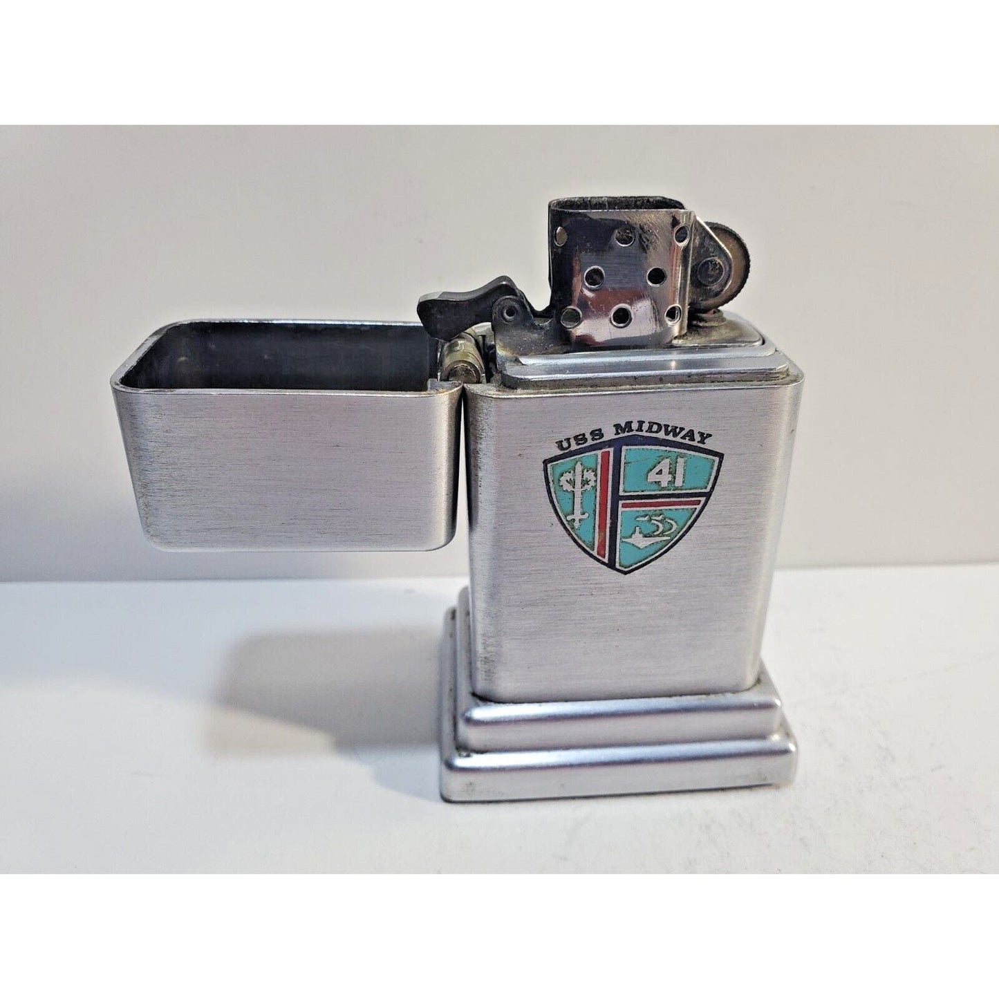 Vintage USS MIDWAY CV-41 ZIPPO AIRCRAFT CARRIER BARCROFT Table Lighter