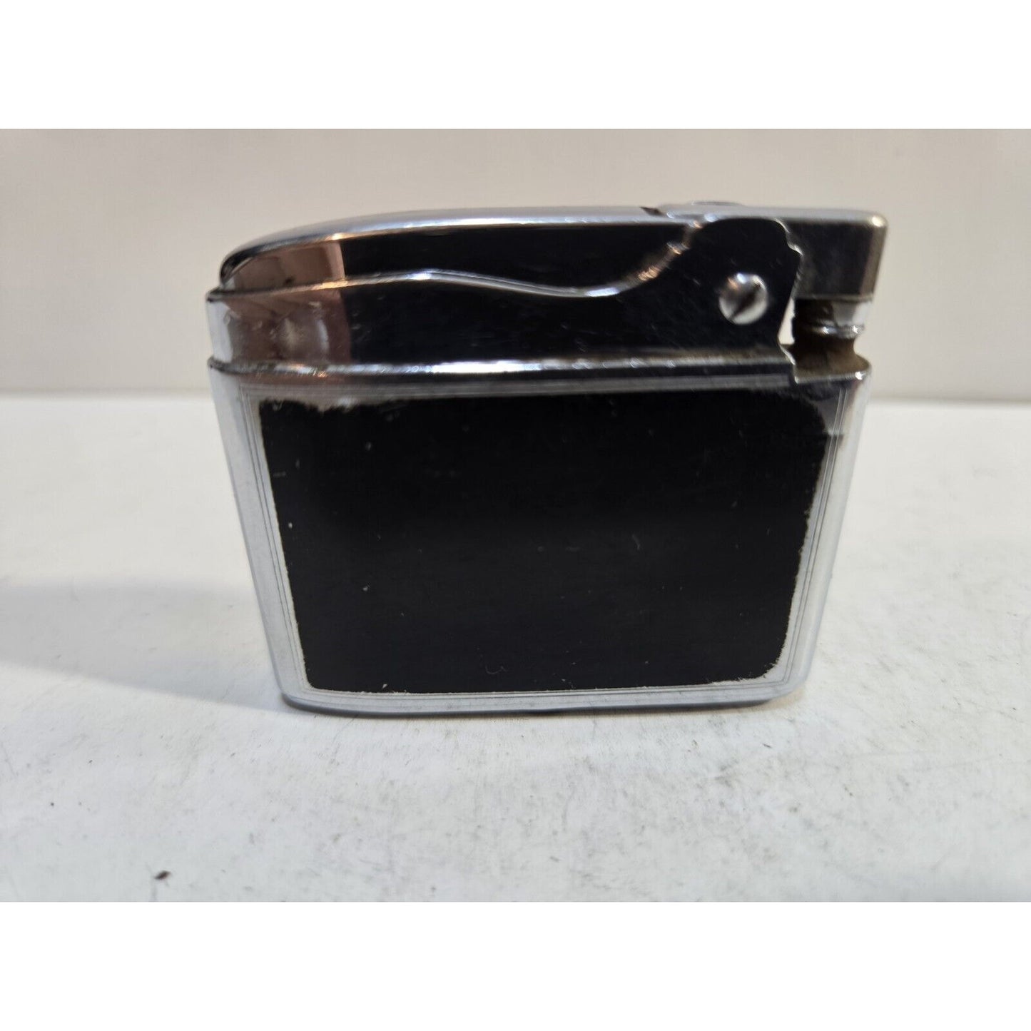 Vintage Working Ronson ADONIS Enamel, Silver Tone Lighter 7156/26