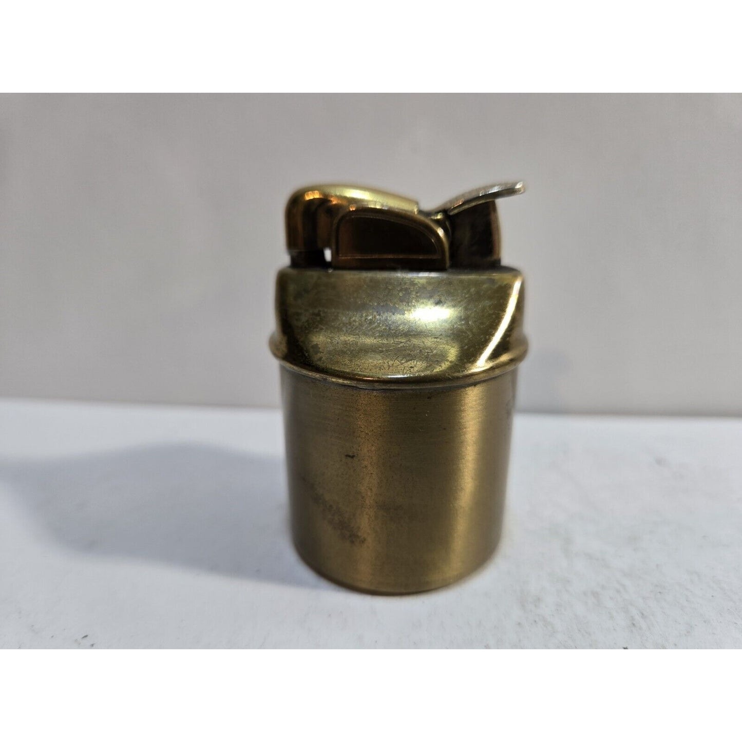 Vintage Working EVANS Brass Table Lighter INSERT Fits 1 1/2" Round Base 7057/22